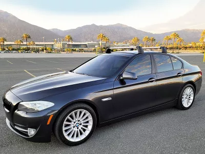 THAY KÍNH XE BMW 535i tận nơi Giá rẻ